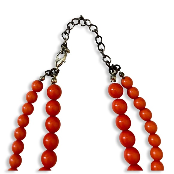 Orange and gold coral beaded necklace. - Picture 4 of 4